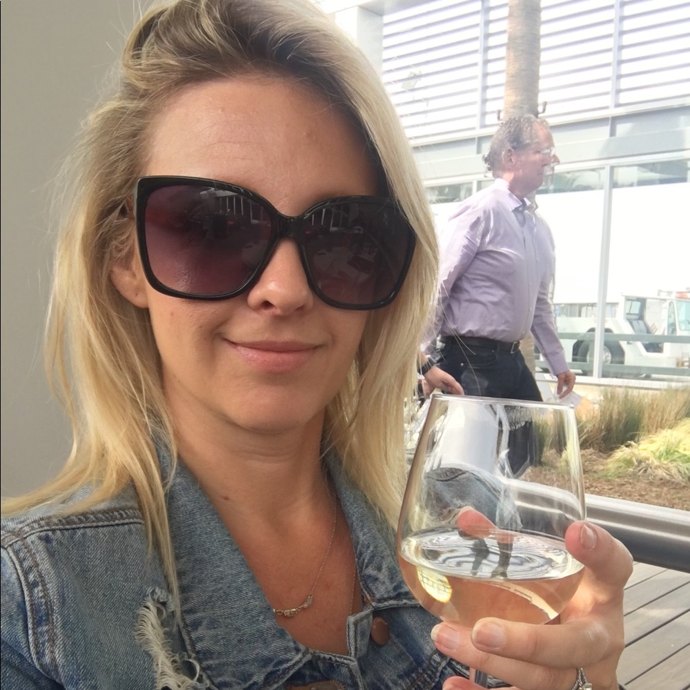 Meet your Posher, Andrea